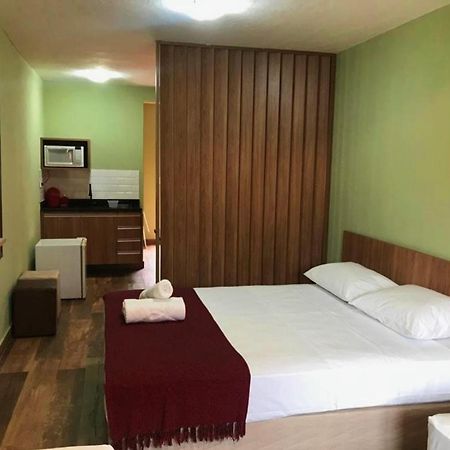 Delphin Apartamentos Ilhabela Esterno foto